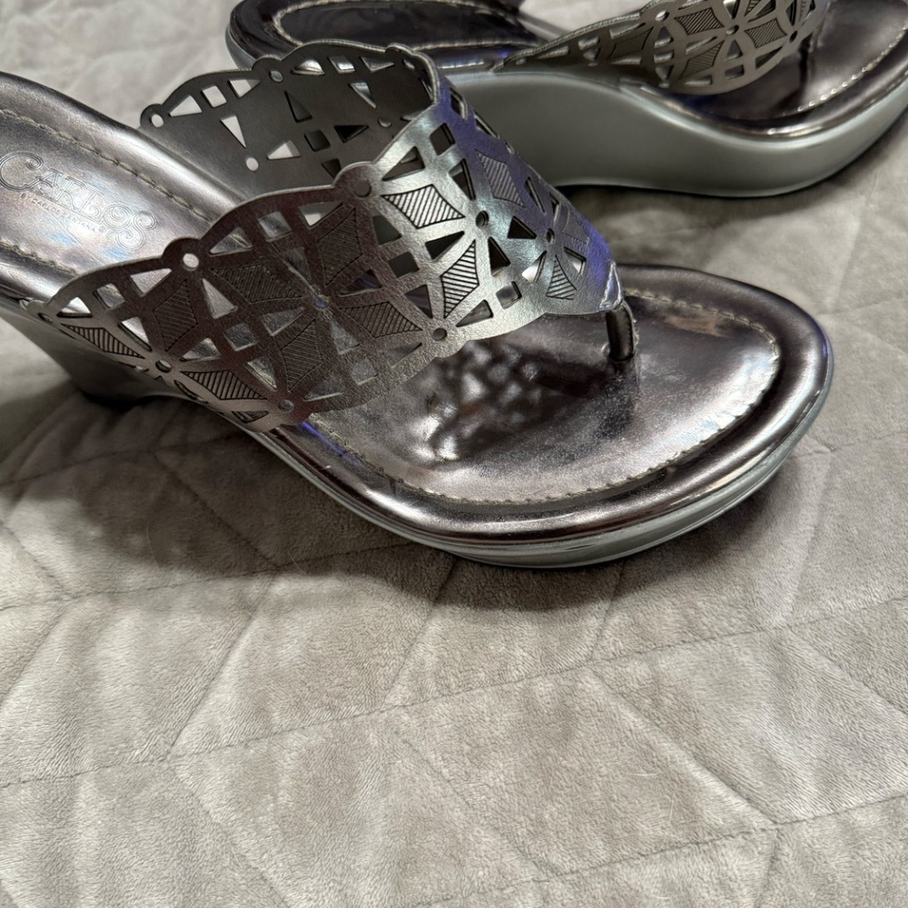 Carlos Santana wedge Silver sandals size 7 - Picture 3 of 4